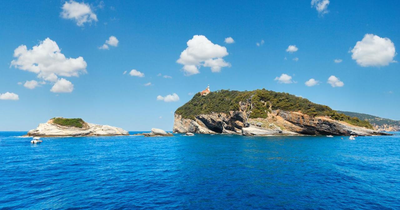 Casa Cargia' Holidays Apartment San Terenzo