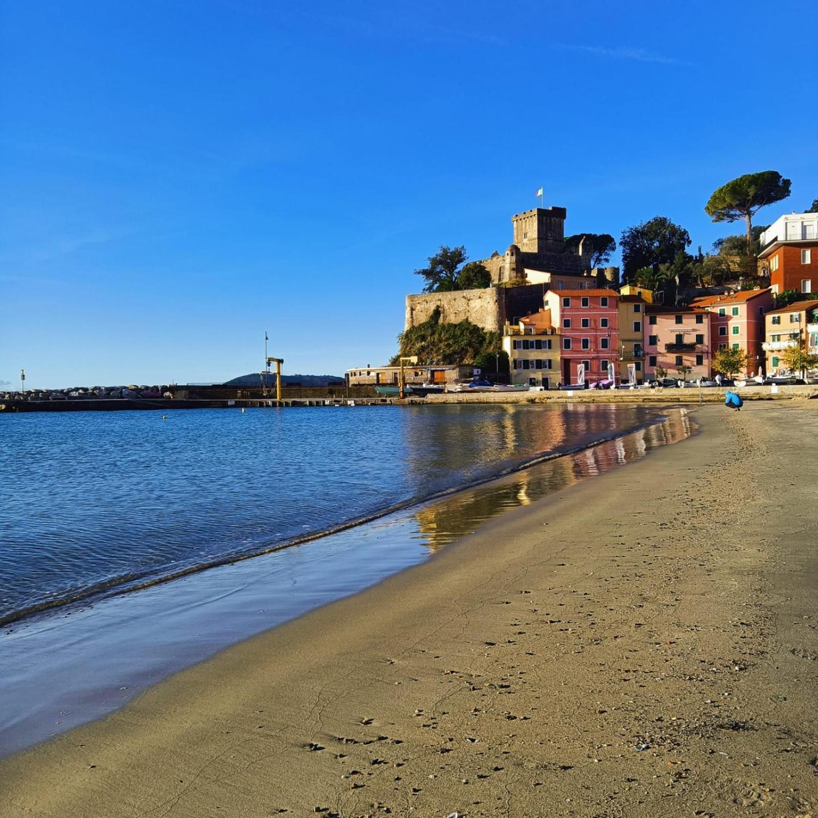 Casa Cargia' Holidays Apartment San Terenzo